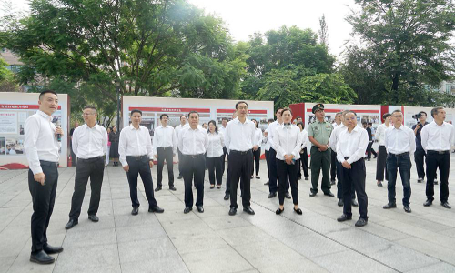 【要闻】陈阳波一行参观绵竹市政协成立70周年图片...