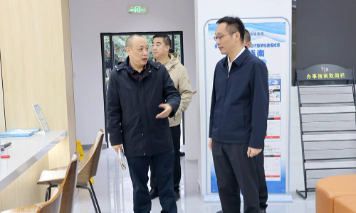 【要闻】市委书记陈阳波到紫岩街道开展专题调研