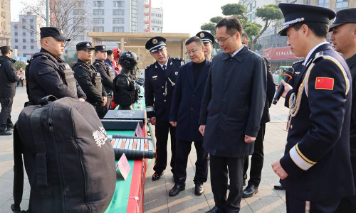 【要闻】市委书记陈阳波在开展中国人民警察节专题...
